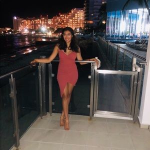 Pink/rose bodycon dress